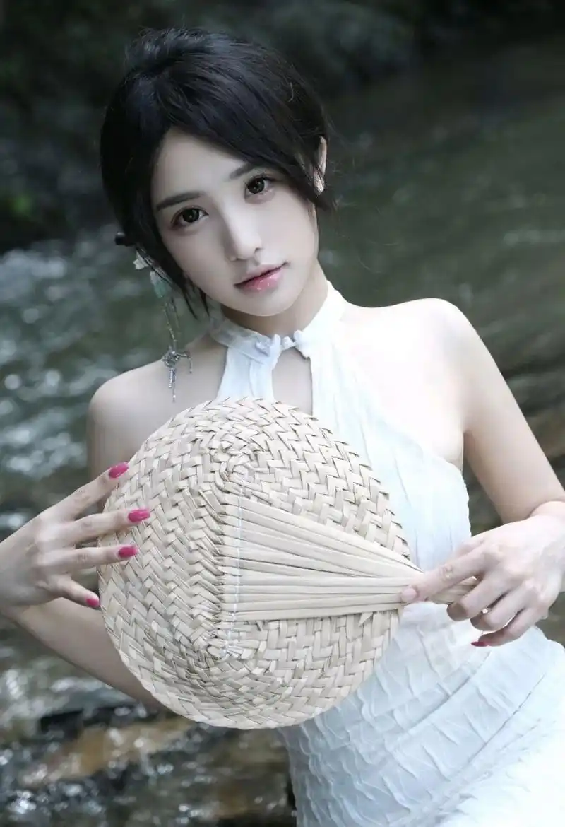 深蓝回声 剧集海报